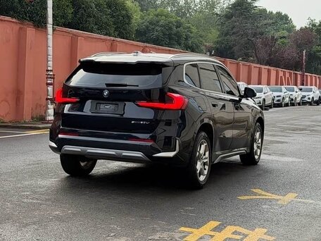 2023 BMW X1 Long 20Li sDrive III (U11/U12), чёрный, 2920000 рублей, вид 4