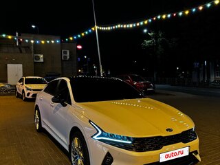 2020 Kia K5 III, белый, 2250000 рублей, вид 2