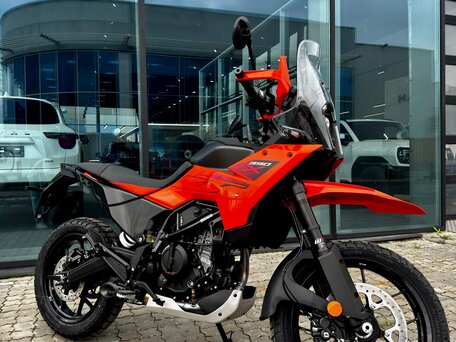 2025 KTM 390 Adventure X, оранжевый, 749000 рублей, вид 2