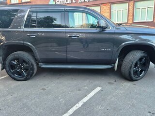 2016 Chevrolet Tahoe IV, серый, 4500000 рублей, вид 2