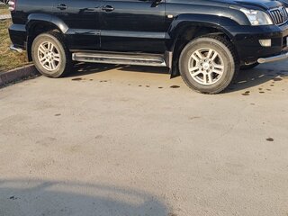 2004 Toyota Land Cruiser Prado 5-speed 120 Series, чёрный, 2100000 рублей, вид 2
