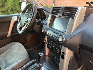 2010 Toyota Land Cruiser Prado 150 Series, серый, 3000000 рублей, вид 5