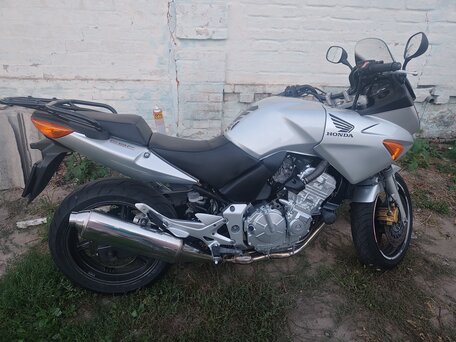 2005 Honda CBF 600, серебристый, 450000 рублей, вид 2