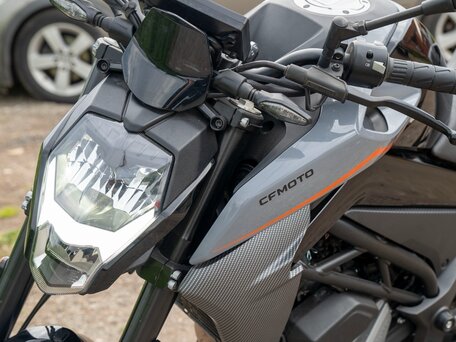 2023 CFMoto 250NK, чёрный, 380000 рублей, вид 2