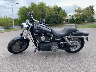 2008 Harley-Davidson Fat Bob, серый, 800000 рублей, вид 4