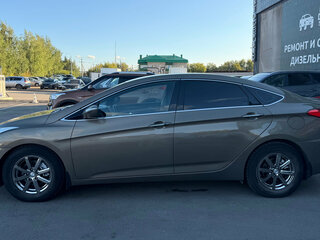 2013 Hyundai i40 I, бежевый, 900000 рублей, вид 4