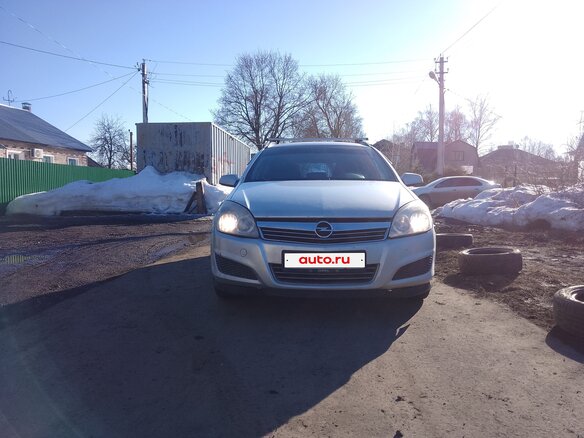 2008 Opel Astra H Рестайлинг, серебристый, 400000 рублей