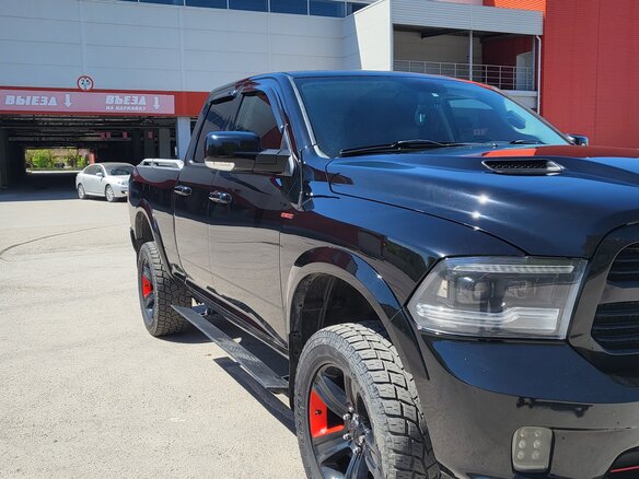 2013 Dodge RAM IV (DS/DJ), чёрный - вид 2