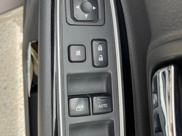 2018 Mitsubishi Outlander PHEV III Рестайлинг 2, коричневый, 3199000 рублей - вид 25