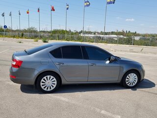 2014 Skoda Octavia III (A7), серый, 1630000 рублей, вид 4