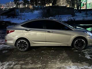 2014 Hyundai Solaris I, бежевый, 850000 рублей, вид 1