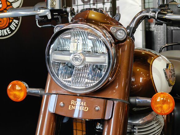 2026 Royal Enfield Classic 350, коричневый, 502000 рублей - вид 3