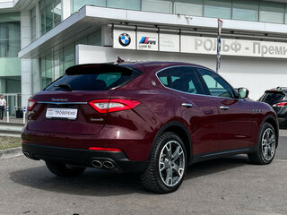 2016 Maserati Levante Diesel I, красный, 3709000 рублей, вид 5
