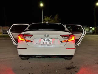 2021 Honda Accord X Рестайлинг, белый, 2650000 рублей, вид 3
