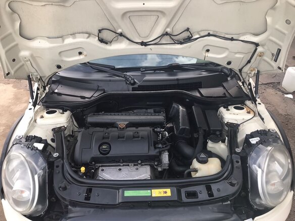 2010 Mini Hatch One II (R56) Рестайлинг, белый, 700000 рублей - вид 9