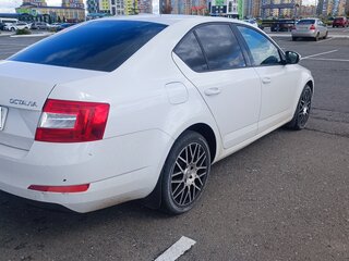 2013 Skoda Octavia III (A7), белый, 650000 рублей, вид 3