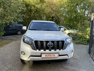 2017 Toyota Land Cruiser Prado 150 Series Рестайлинг 1, белый, 3550000 рублей, вид 2