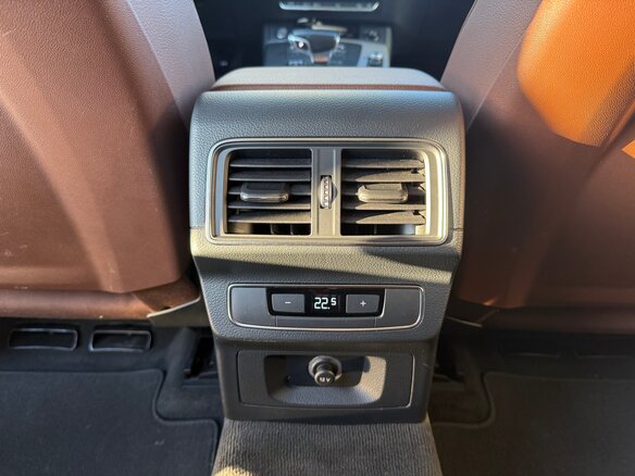 2017 Audi Q5 II (FY), чёрный, 3050000 рублей - вид 17