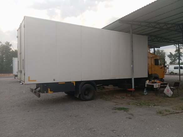 2010 КамАЗ 4308, золотистый, 2500000 рублей - вид 3