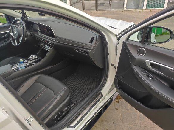 2022 Hyundai Sonata VIII (DN8), белый, 2850000 рублей - вид 5