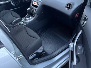2010 Peugeot 308 I, серебристый, 460000 рублей, вид 5