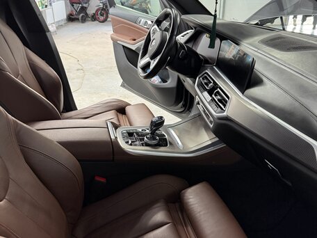 2021 BMW X5 40i IV (G05/G18), синий, 7888000 рублей, вид 5
