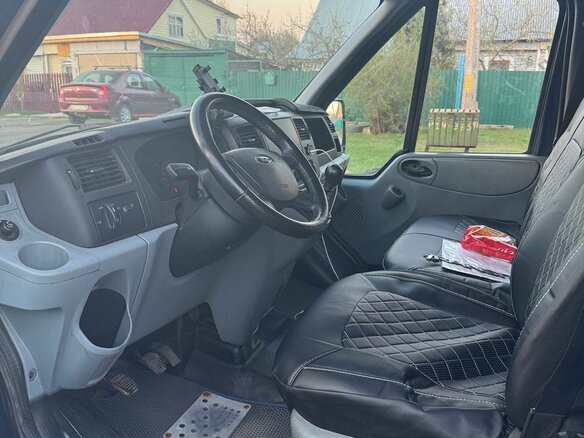 2014 Ford Transit, синий, 1500000 рублей - вид 6