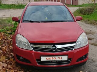 2008 Opel Astra H Рестайлинг, красный, 450000 рублей, вид 3