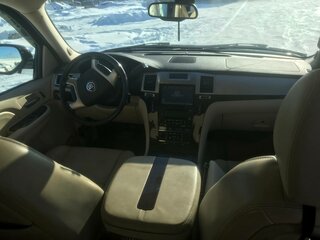 2007 Cadillac Escalade III, чёрный, 2000000 рублей, вид 3
