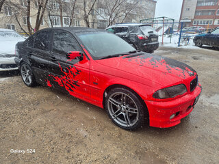 2000 BMW 3 серии 318i IV (E46), чёрный, 750000 рублей, вид 3