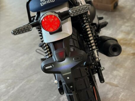 2026 Royal Enfield Bear 650, белый, 728000 рублей, вид 4