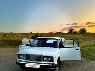 2008 Lada (ВАЗ) 2107, белый, 200000 рублей, вид 4