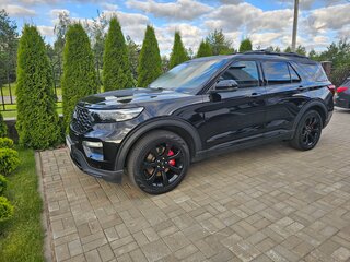 2020 Ford Explorer VI, чёрный, 3296885 рублей, вид 3