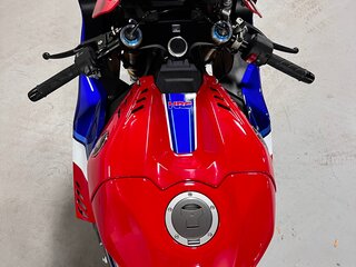2020 Honda CBR 1000 RR/RA Fireblade, красный, 1860000 рублей, вид 3