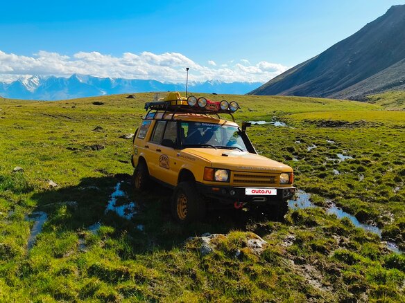 1999 Land Rover Discovery II, жёлтый - вид 5