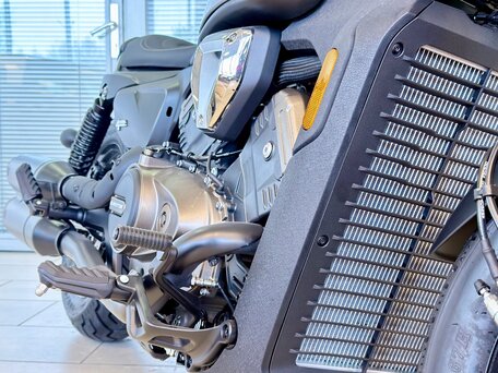 2025 QJMotor SRV 600 V, чёрный, 699000 рублей, вид 5