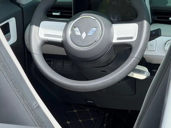 2023 Wuling Mini EV 26.5 kWh II, голубой, 1300000 рублей - вид 5