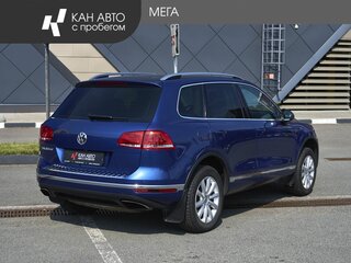 2014 Volkswagen Touareg II Рестайлинг, синий, 2280000 рублей, вид 2