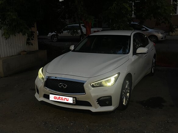 2017 Infiniti Q50 I, белый, 1850000 рублей
