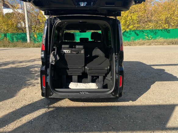 2016 Honda Stepwgn Spada V, чёрный, 2250000 рублей - вид 16