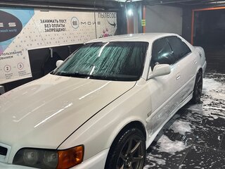 1997 Toyota Chaser VI (X100), белый, 580000 рублей, вид 2