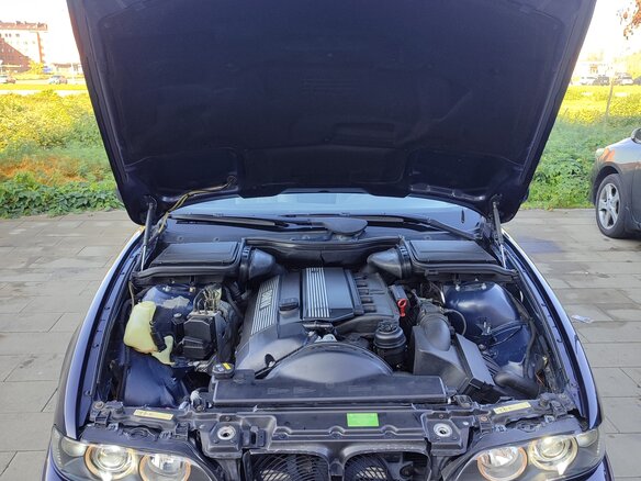 2001 BMW 5 серии 530i IV (E39) Рестайлинг, синий, 1400000 рублей - вид 8
