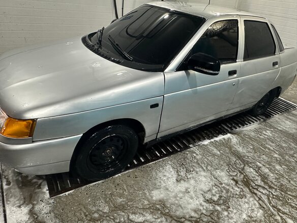 2002 Lada (ВАЗ) 2110, серебристый, 145000 рублей - вид 2