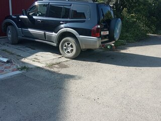 2005 Mitsubishi Pajero III Рестайлинг, чёрный, 1420000 рублей, вид 3