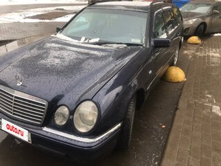 1997 Mercedes-Benz E-Класс 240 II (W210, S210), синий, 600000 рублей, вид 3