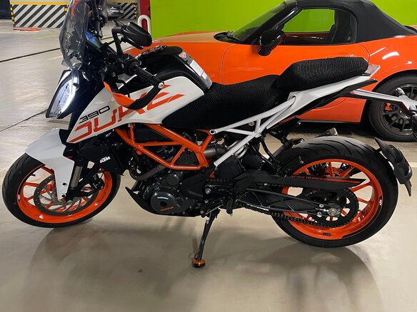 2021 KTM 390 Duke, белый, 500000 рублей - вид 3