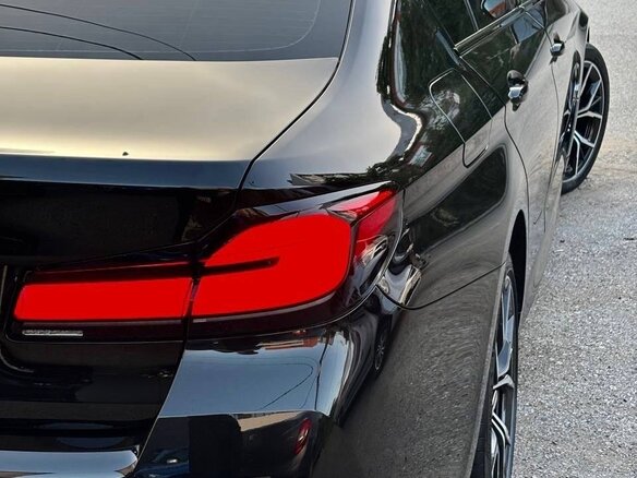 2020 BMW 5 серии 530d xDrive VII (G30/G31/G38) Рестайлинг, чёрный, 6299000 рублей - вид 6