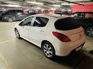 2012 Peugeot 308 I Рестайлинг, белый, 650000 рублей, вид 4
