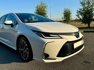 2023 Toyota Corolla XII (E210), белый, 3360000 рублей, вид 2