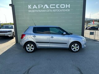 2010 Skoda Fabia II Рестайлинг, голубой, 545000 рублей, вид 4